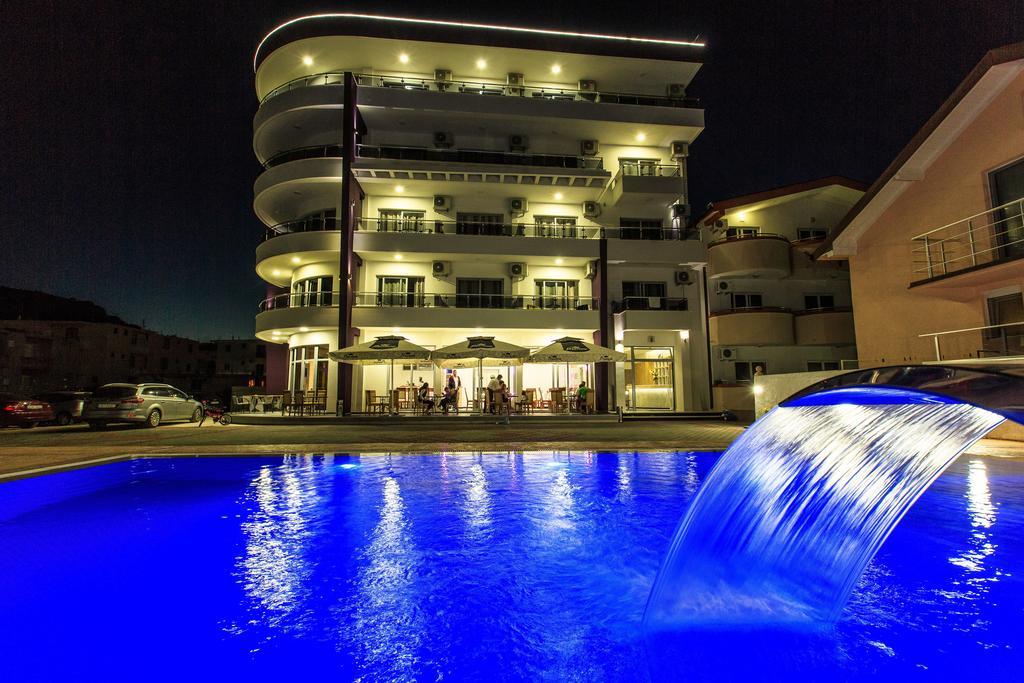 Hotel Edita Улцинь Экстерьер фото